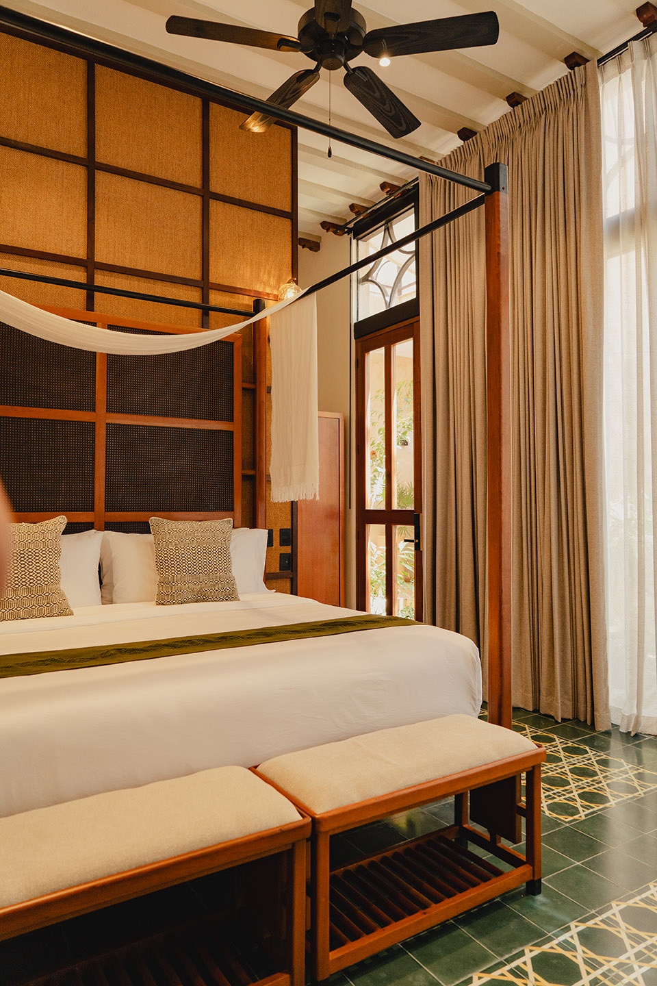 CIGNO Hoteles 21