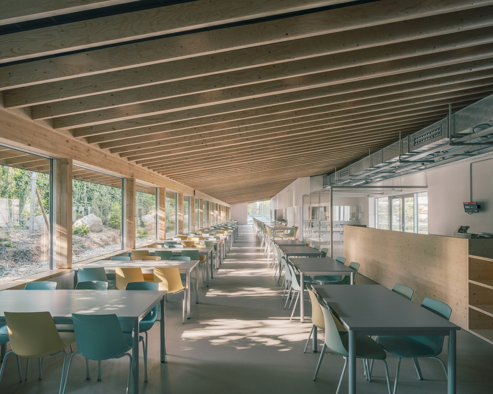 Philippe Auguste Middle School 1