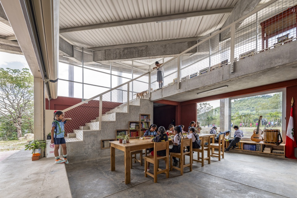 THE MIRADOR SCHOOL 12