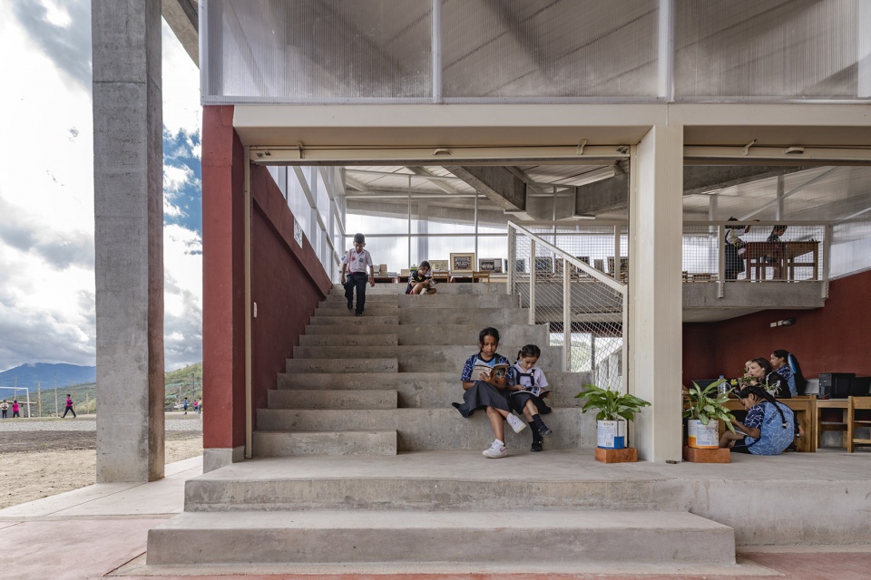 THE MIRADOR SCHOOL 13