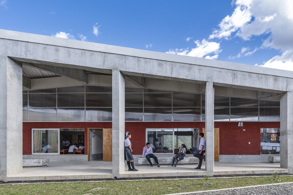 THE MIRADOR SCHOOL 16