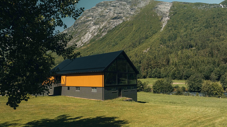 Timber restaurant 6 e4v