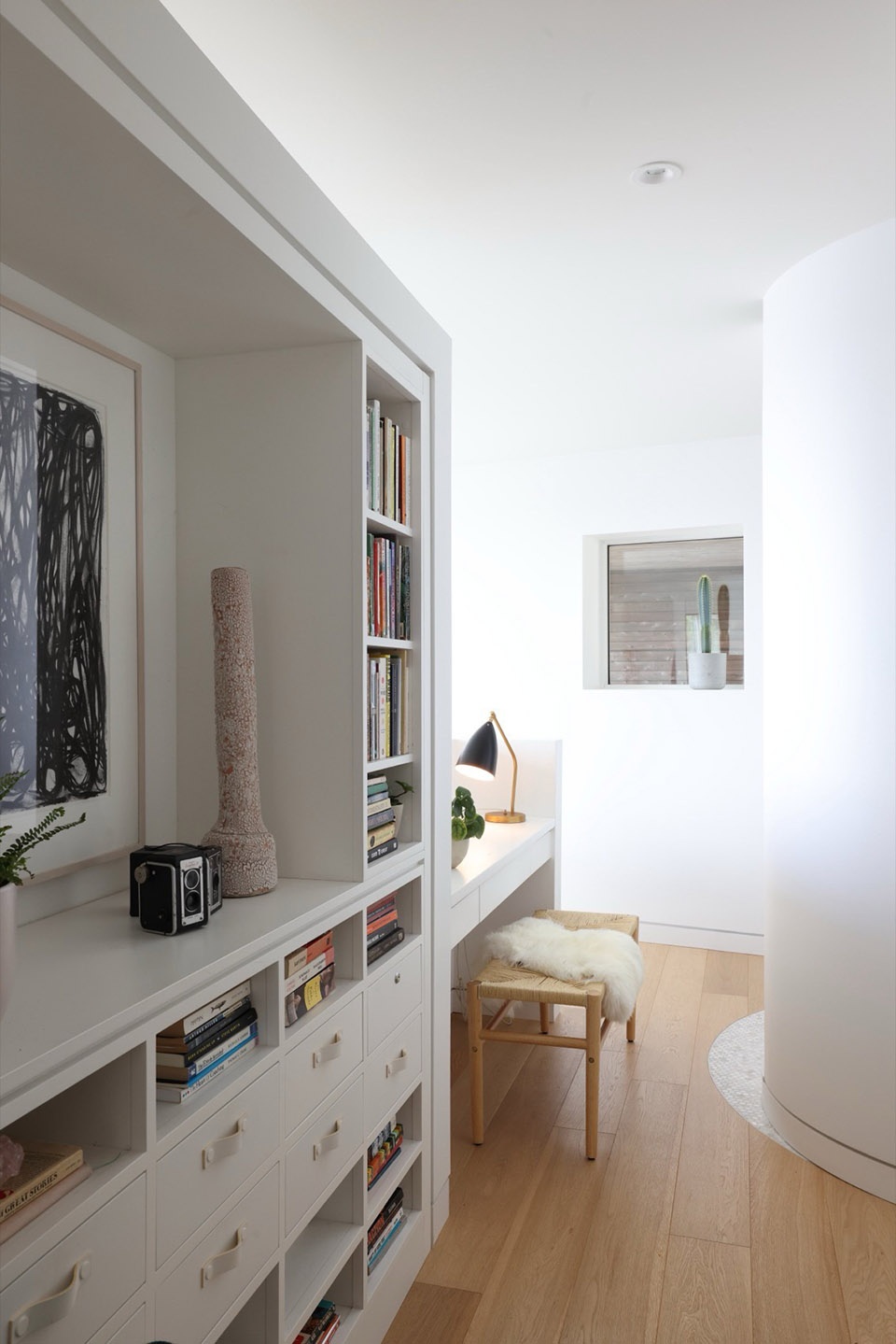 run ragged residence by acre architects 16