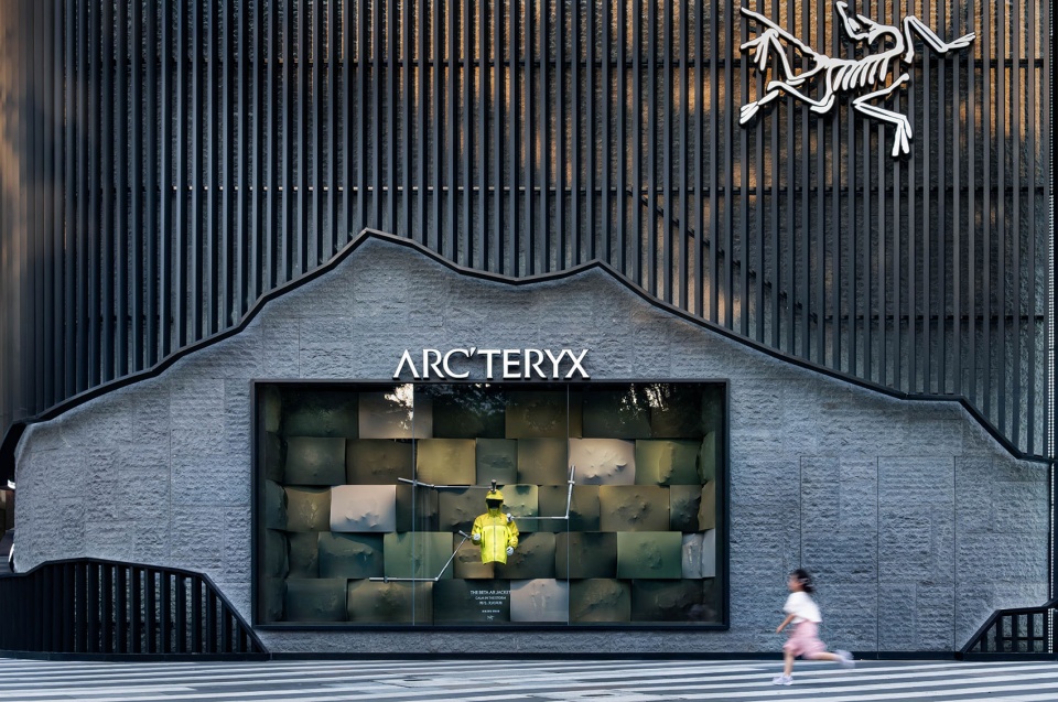 ARCTERYX 2025FW Window DP Design