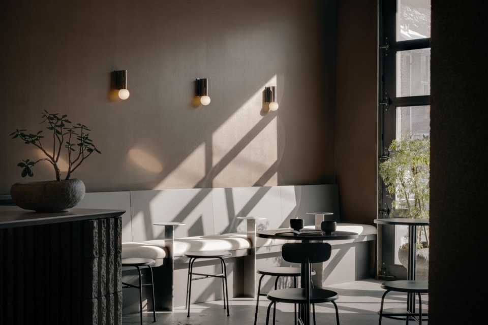 Cafe Even by Future Simple Studio