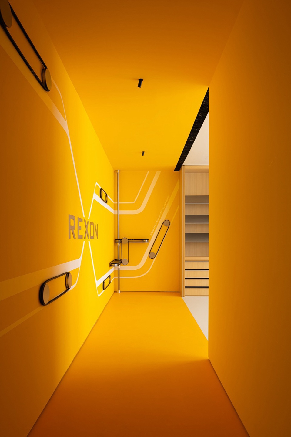 REXON SPACE The X by ByoArc Studio