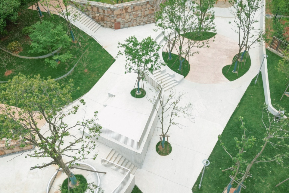 after school pine woods park by office fuli