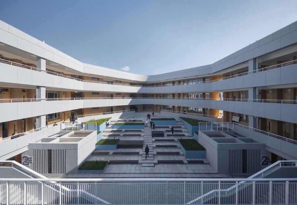 Nanjing Mingdao Kangsheng Road School by Jiangsu Provincial Zhongrui East China Institute of Architectural Design and Research UA Group S...