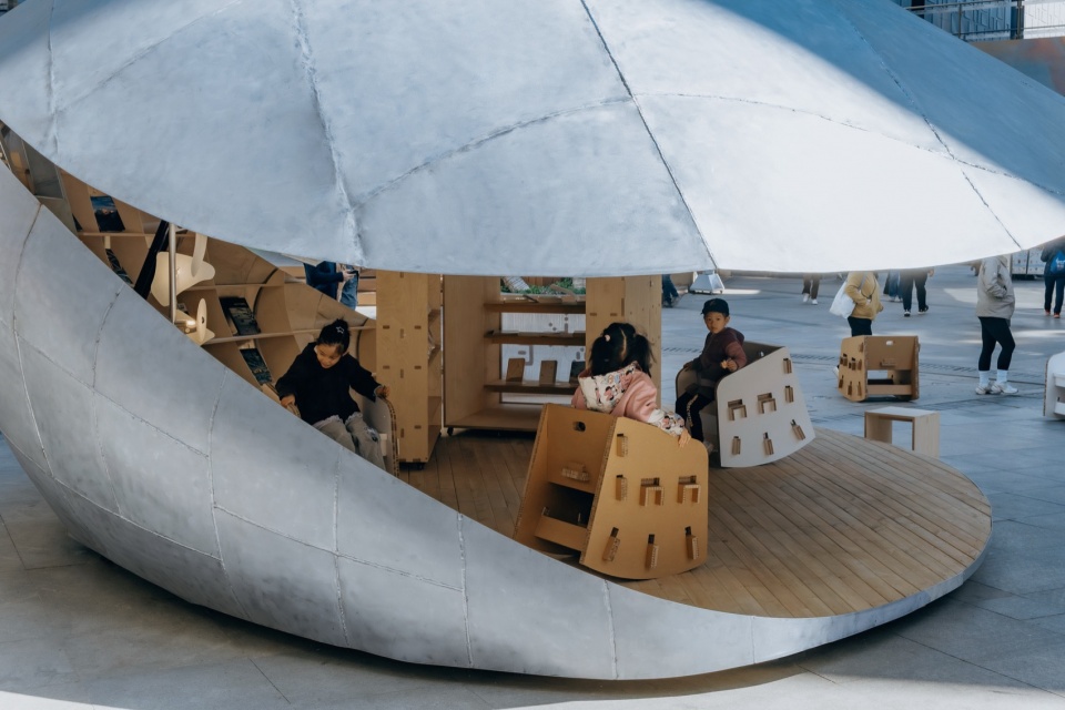 Shell Book Pavilion by LUO studio