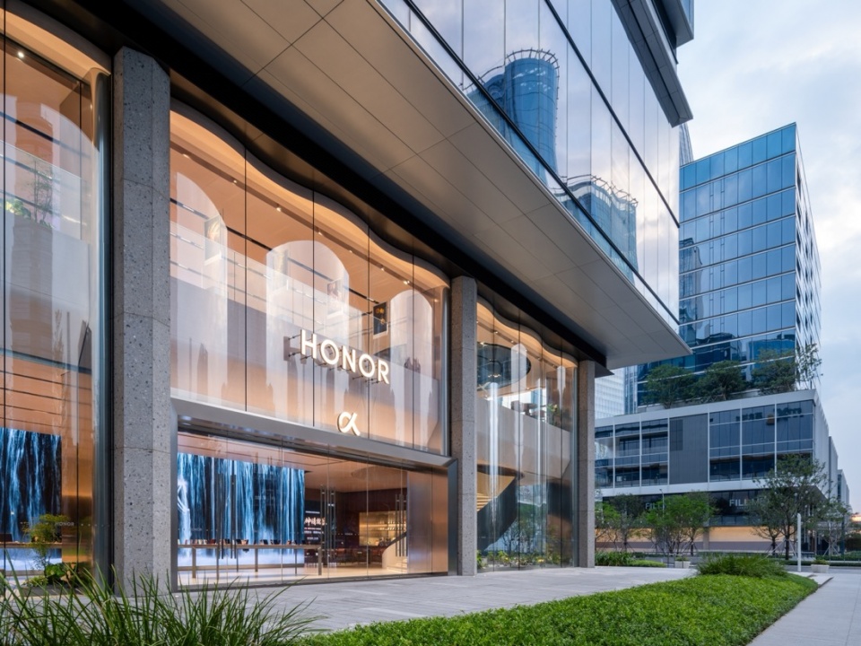 honor global flagship by various associates