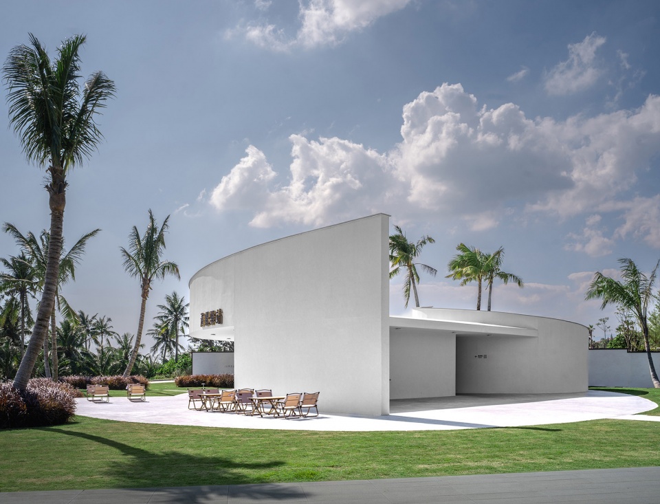 conch station a spatial vortex by perform design studio