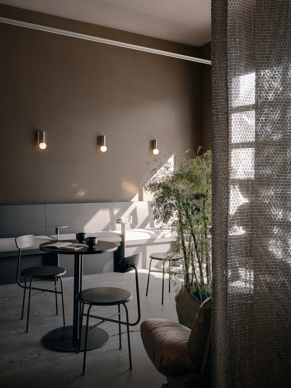 Cafe Even by Future Simple Studio