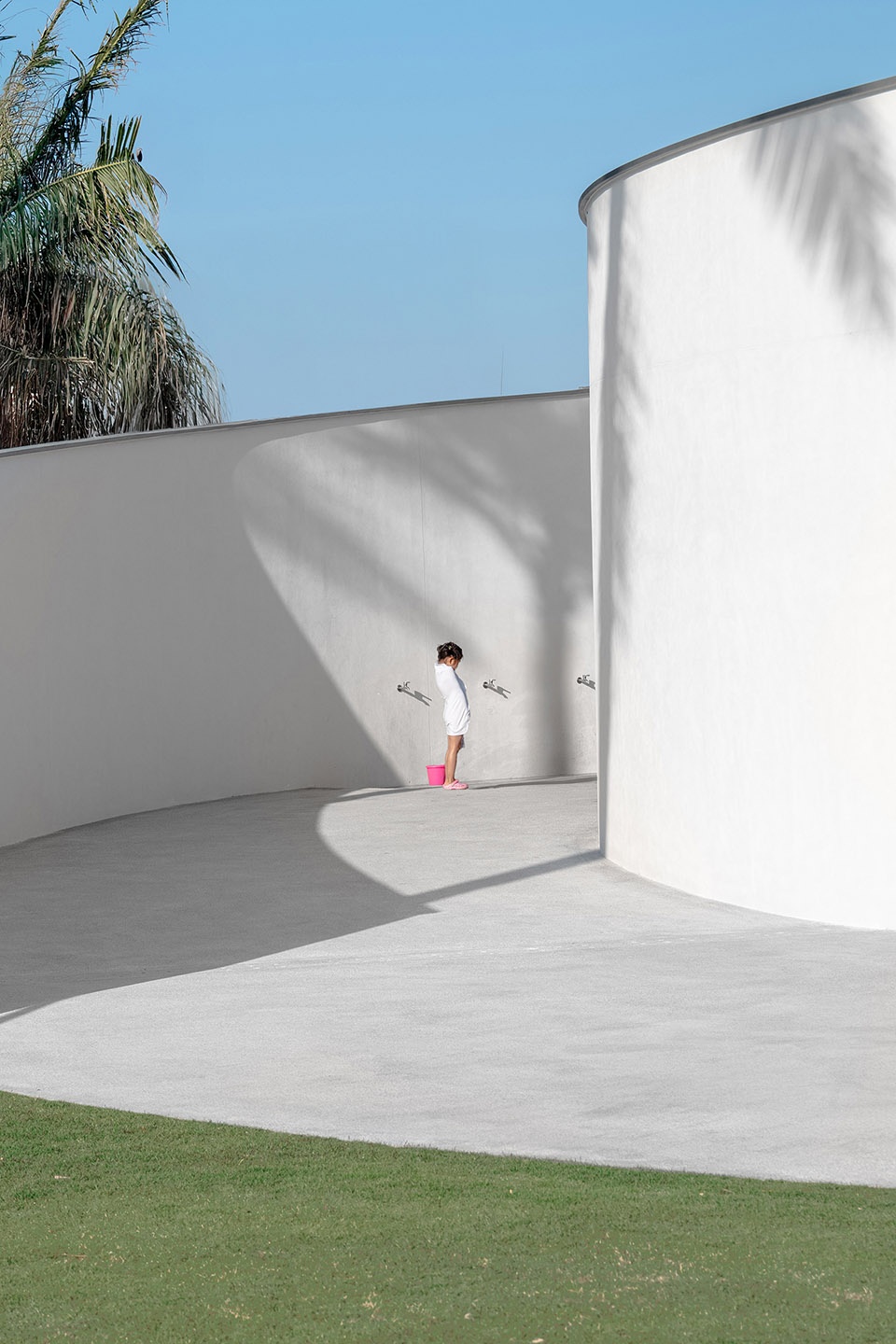 conch station a spatial vortex by perform design studio