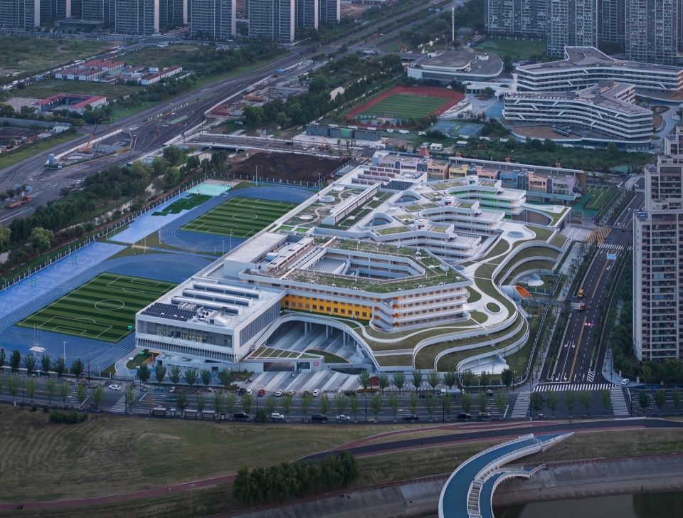 Nanjing Mingdao Kangsheng Road School by Jiangsu Provincial Zhongrui East China Institute of Architectural Design and Research UA Group S...