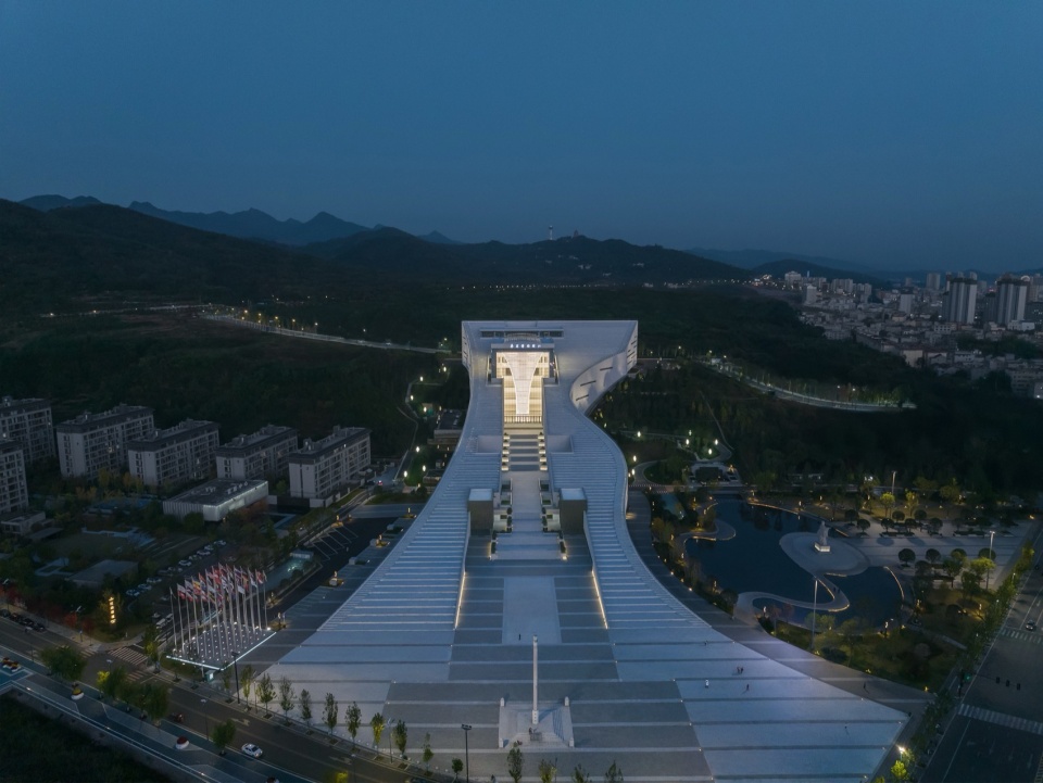 Qinling Museum by Central South Architectural Design Institute Co Ltd