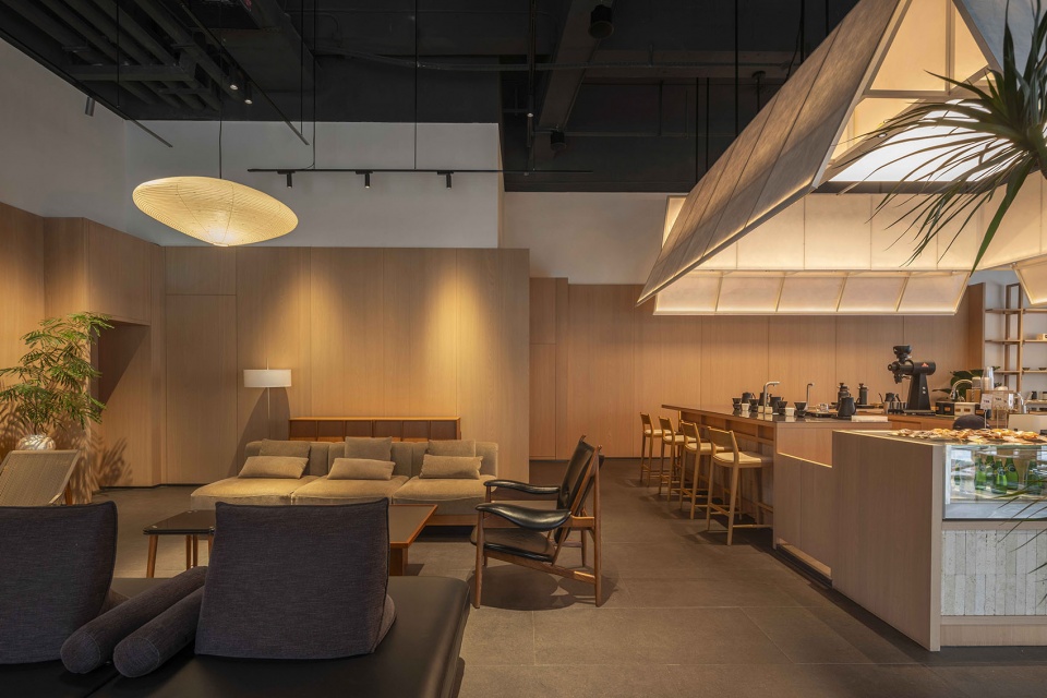A Tale of Two Cities Kurasu coffee stores