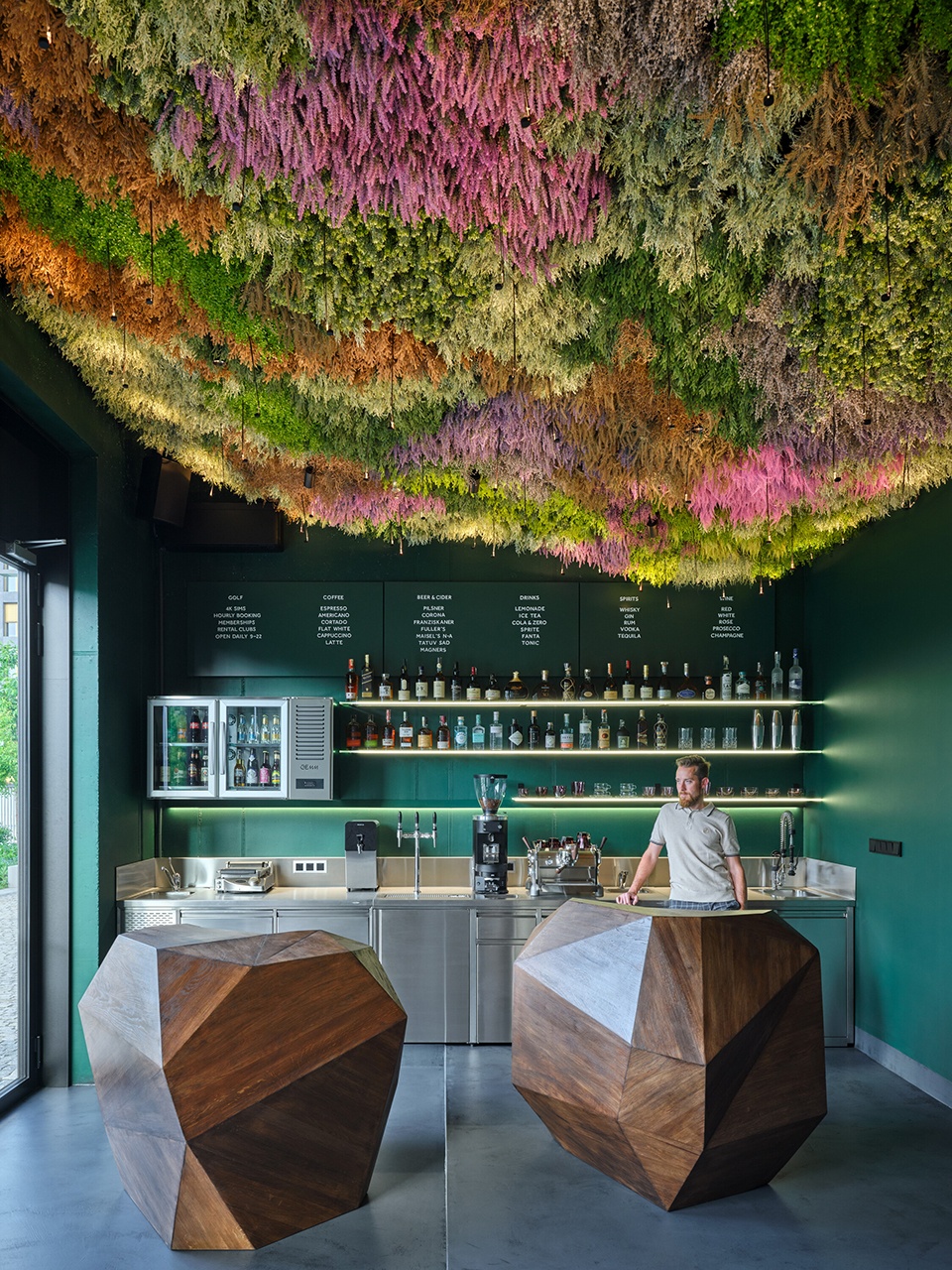 Mulligan Golf Bar