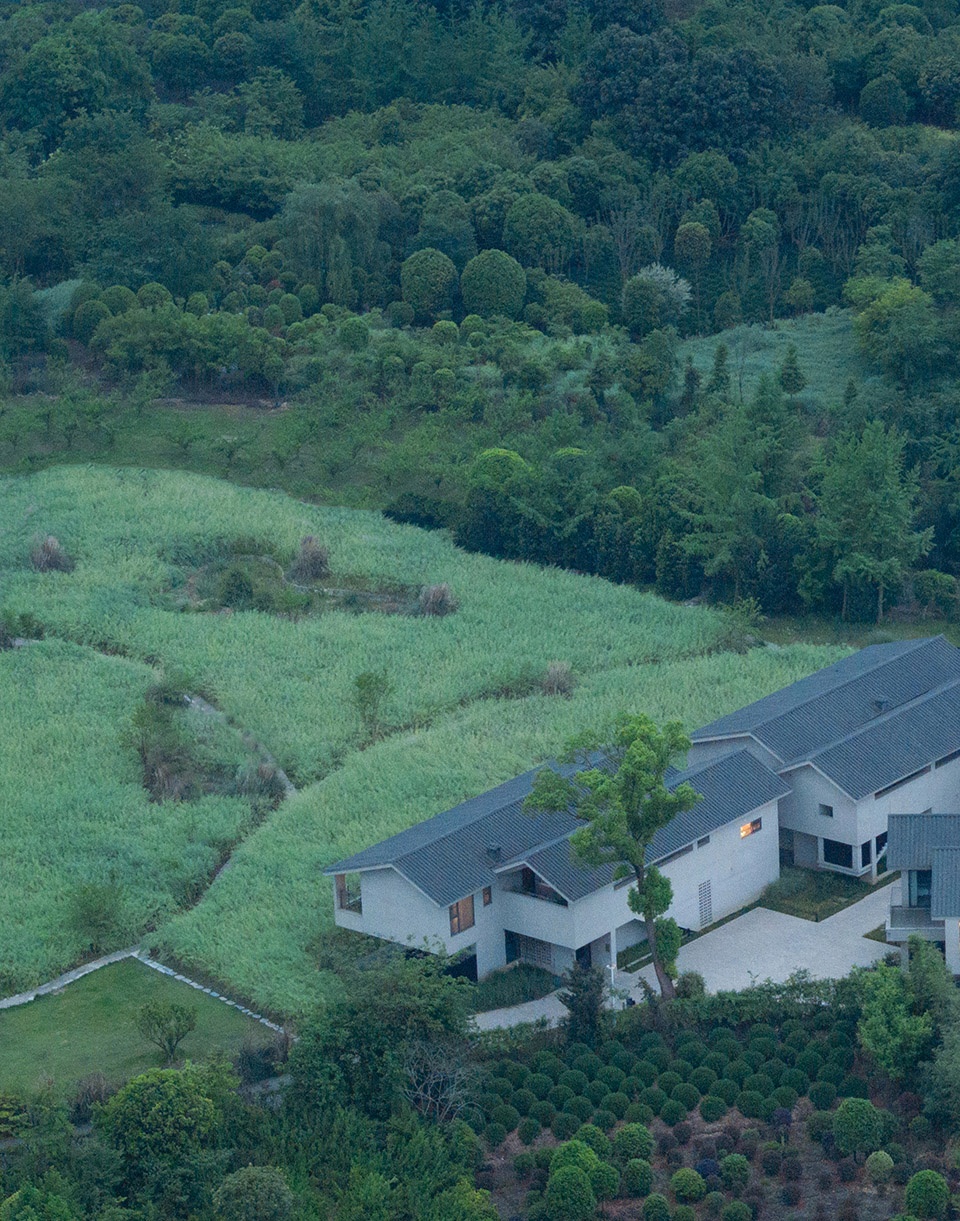 chengdu rive droite swanlake villa by wearch