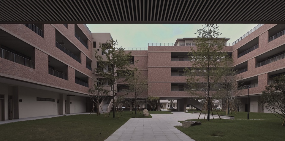 huzhou university by gad