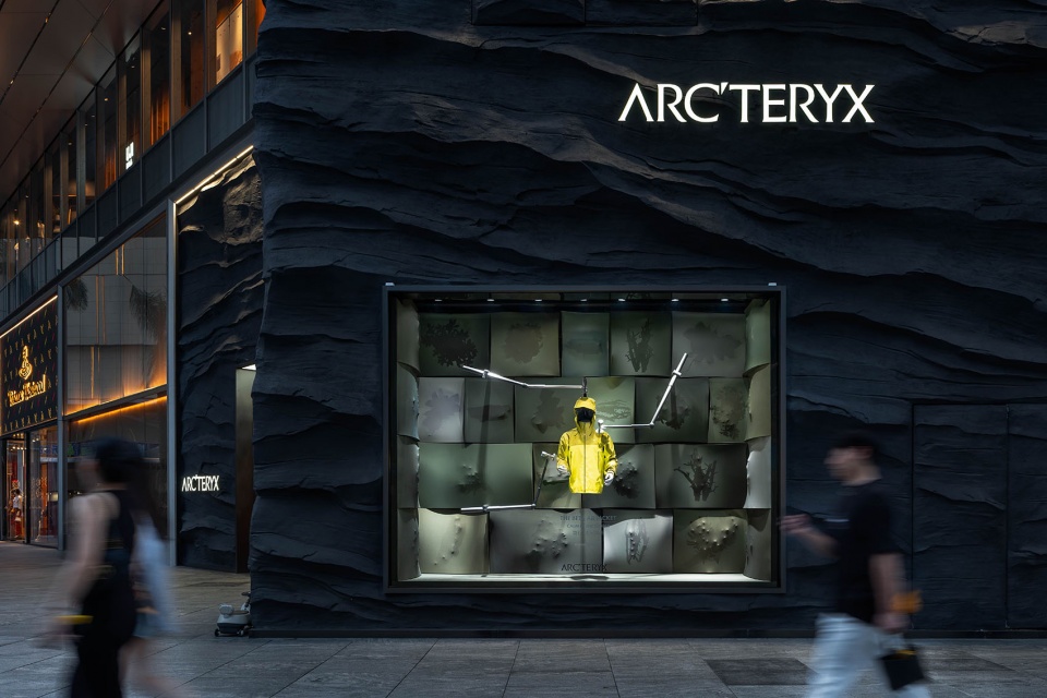 ARCTERYX 2025FW Window DP Design