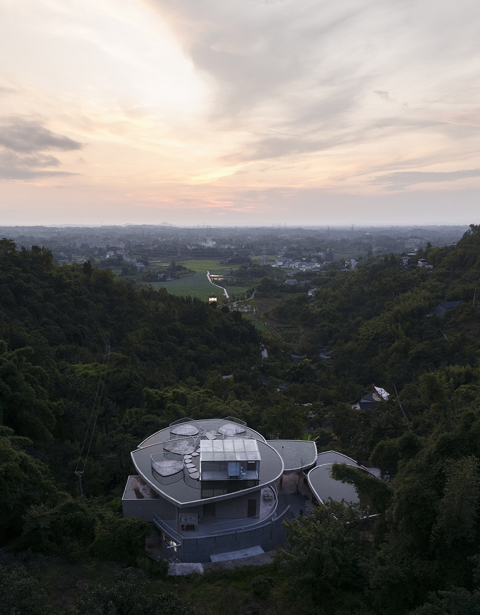 buzzy sunny feixue pavilion by archermit