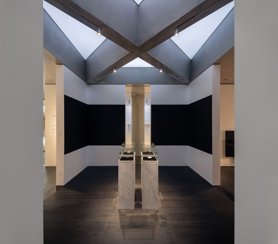 jung shanghai showroom by atelier mearc