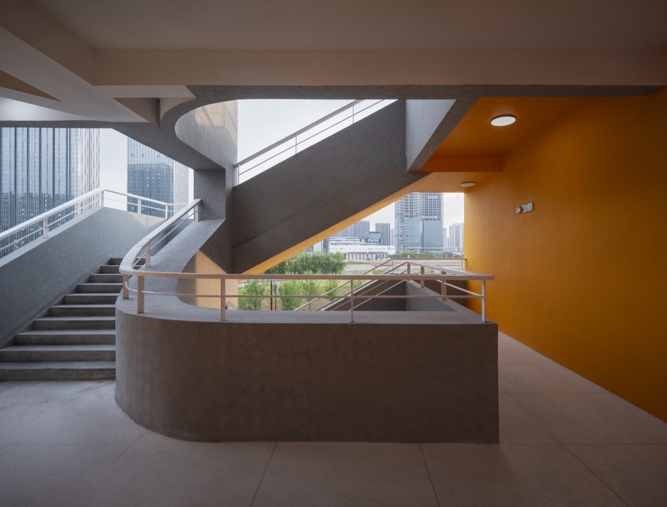Nanjing Mingdao Kangsheng Road School by Jiangsu Provincial Zhongrui East China Institute of Architectural Design and Research UA Group S...