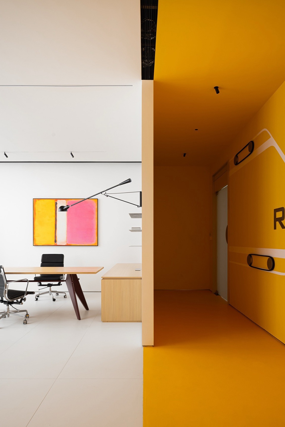 REXON SPACE The X by ByoArc Studio