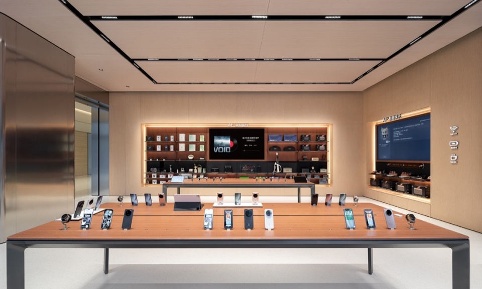 honor global flagship by various associates