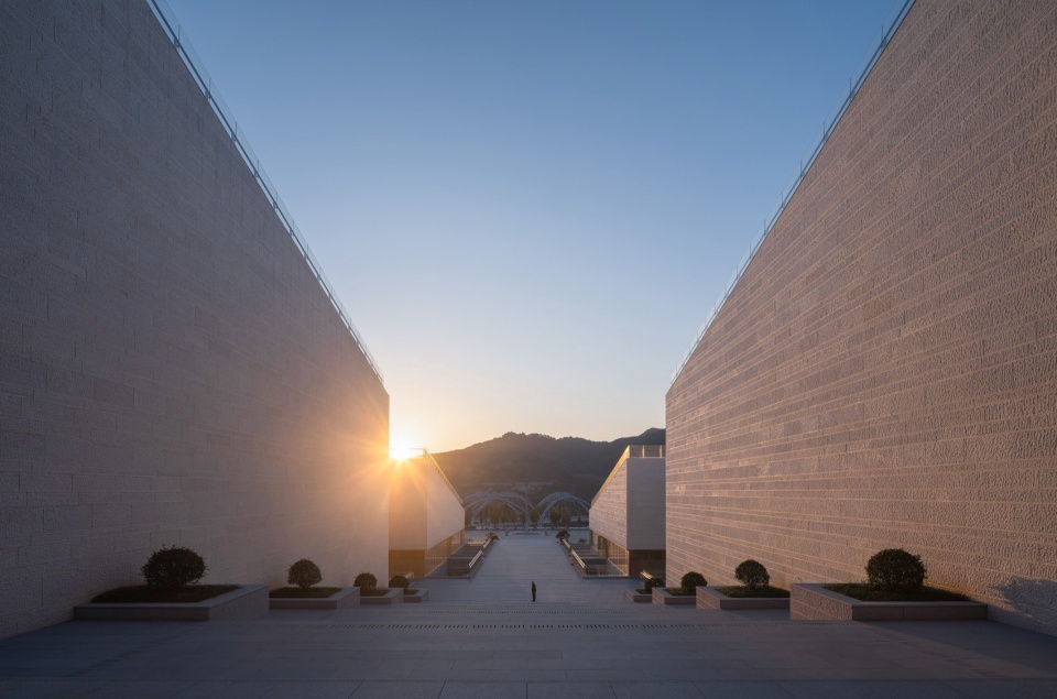 Qinling Museum by Central South Architectural Design Institute Co Ltd