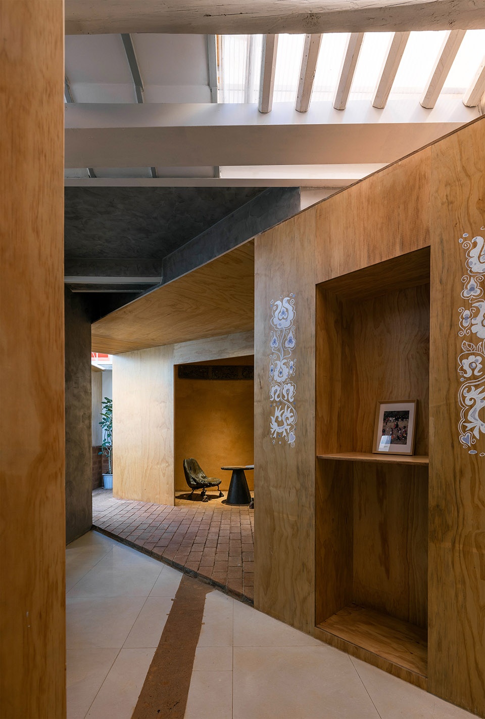 vigorous blooms courtyard by edge architects