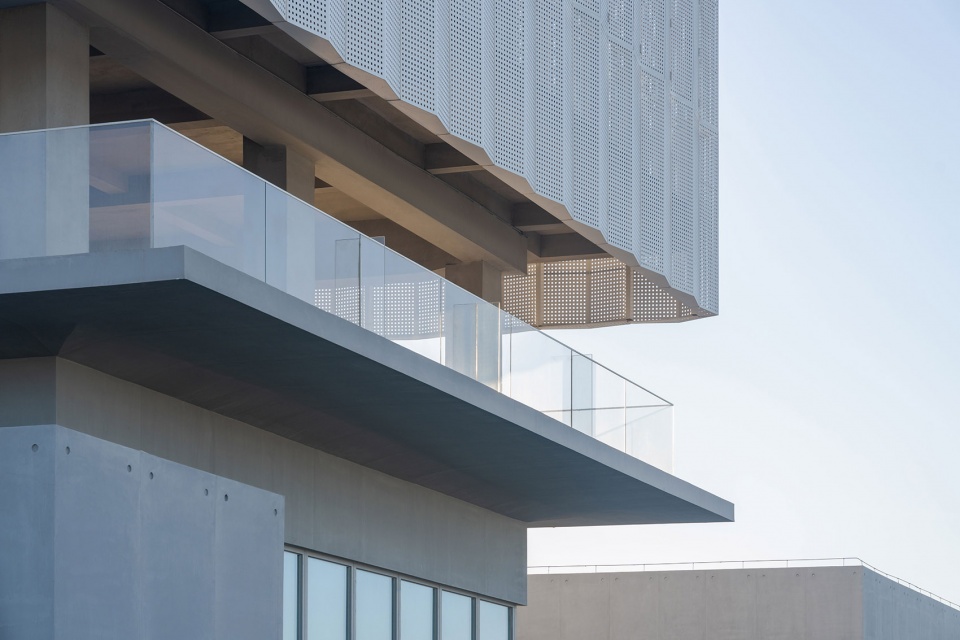 goodgrid automotive hq by chaoyu architectural design