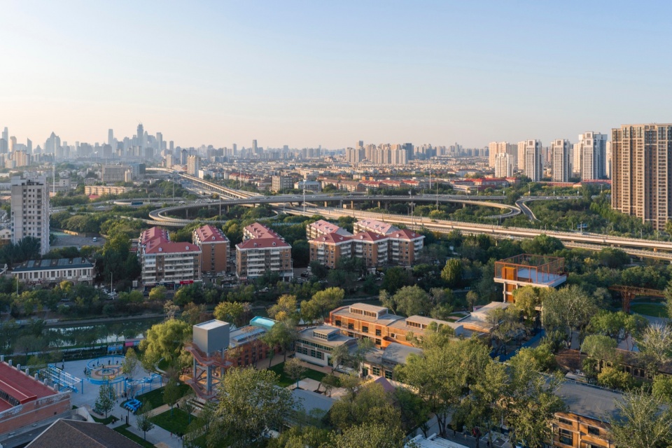 Jinyi Coordinate Design of Building 2 Tianjin First Machine Tool Plant by CM Design