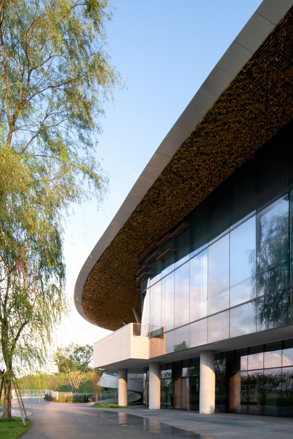 main pavilion of the international horticultural exhibition 2024 chengdu