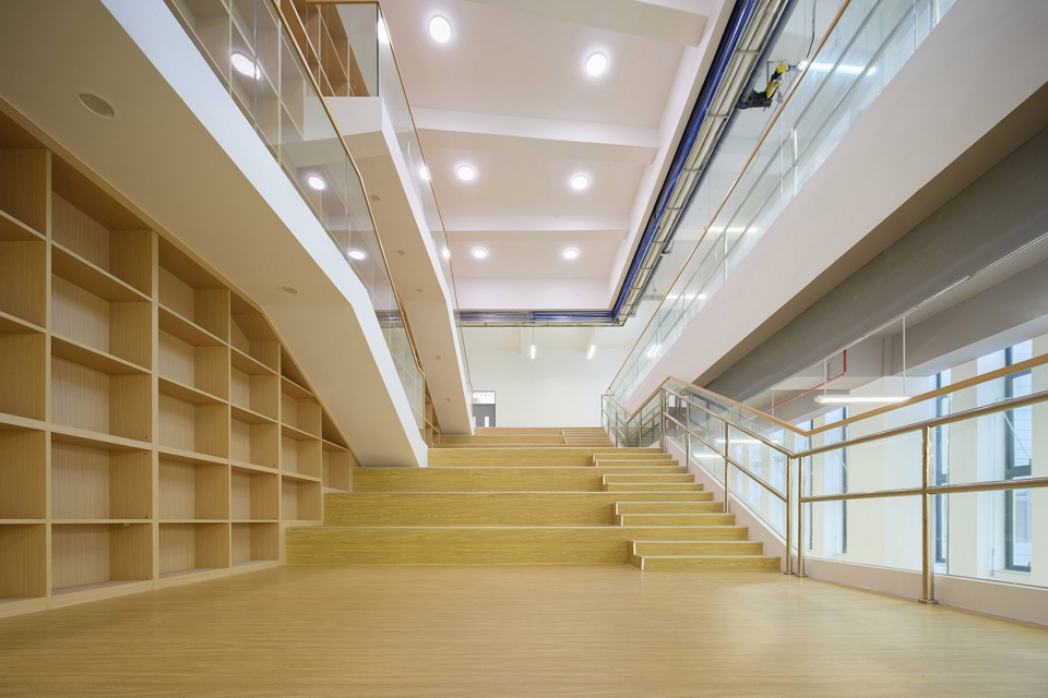 Design of Shenzhen Longhua Foreign Languages School