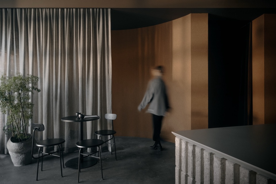 Cafe Even by Future Simple Studio