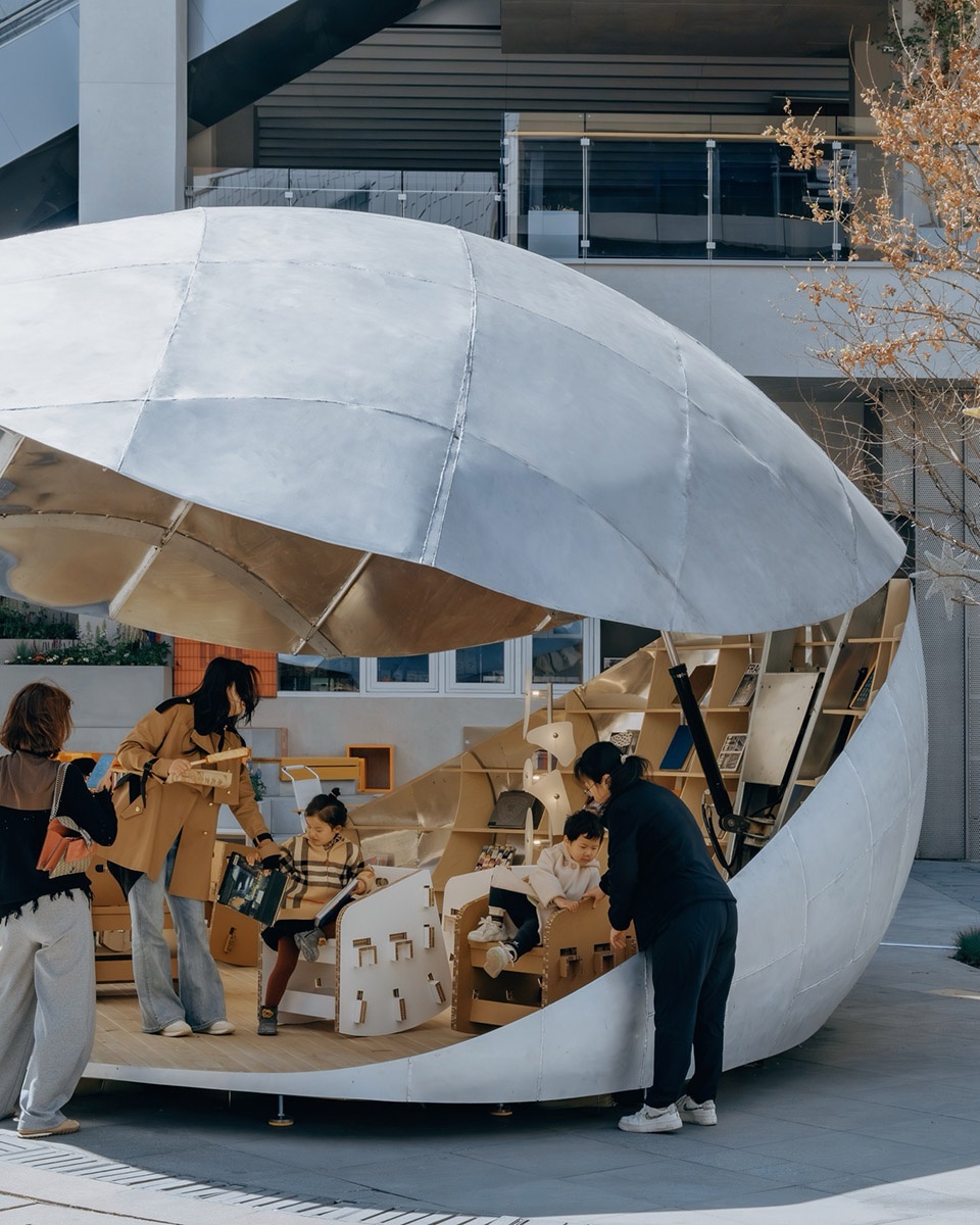 Shell Book Pavilion by LUO studio