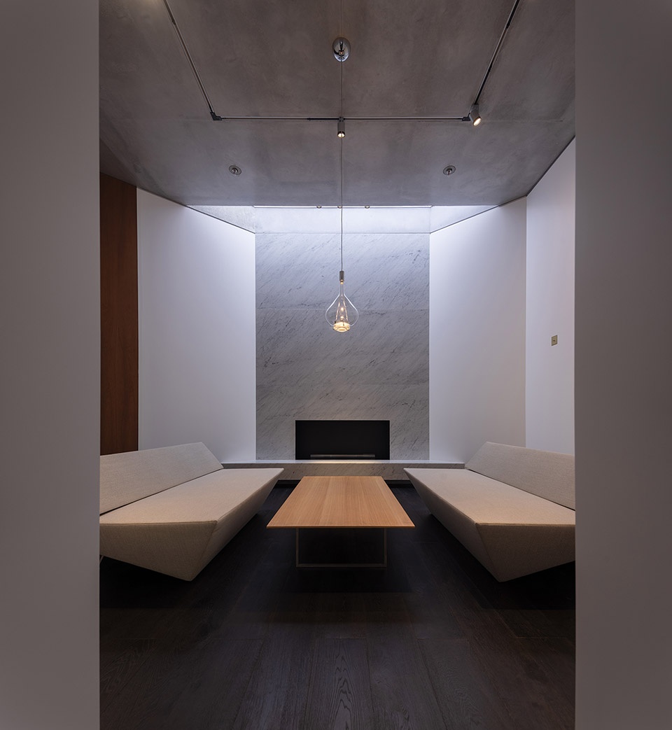 jung shanghai showroom by atelier mearc