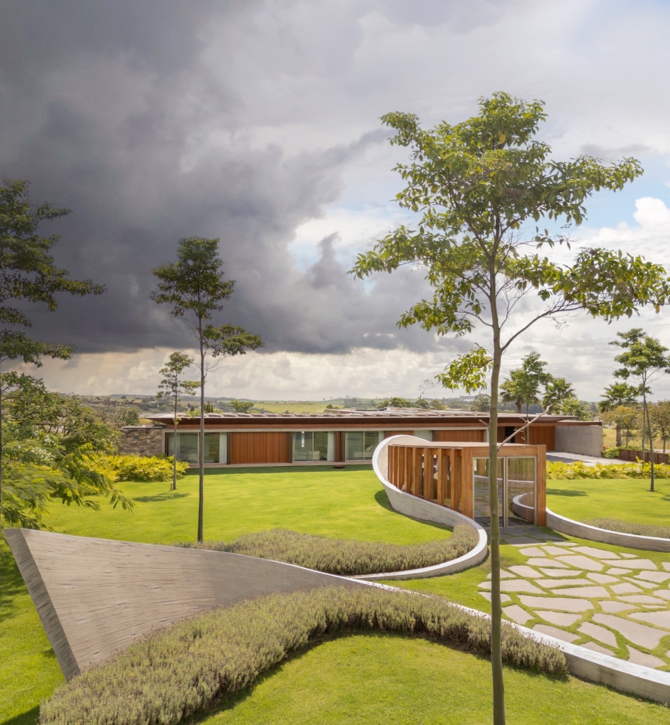 Nest Chapel by Felipe Caboclo Arquitetura