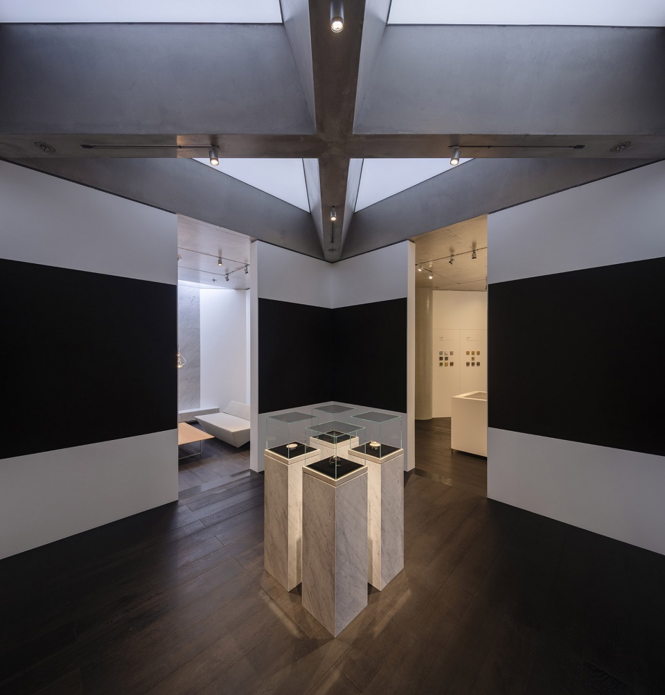 jung shanghai showroom by atelier mearc
