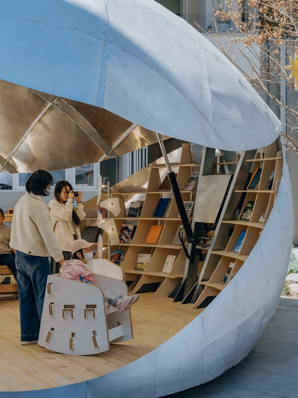 Shell Book Pavilion by LUO studio