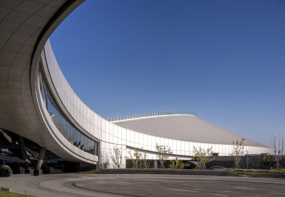 qingdao tangdao bay art center by oi architects
