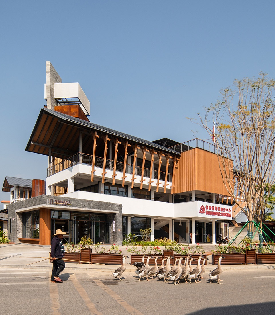 xutian village community center by line plus