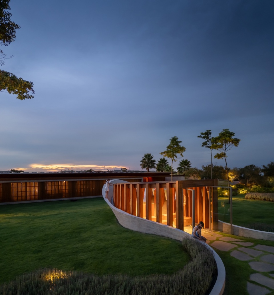 Nest Chapel by Felipe Caboclo Arquitetura