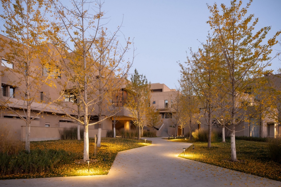 aranya jinshanling hotel cluster by wtd