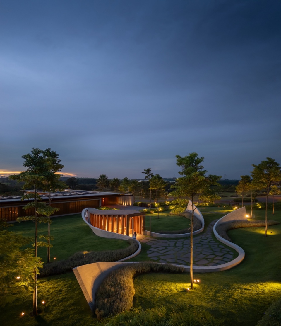 Nest Chapel by Felipe Caboclo Arquitetura