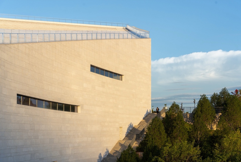 Qinling Museum by Central South Architectural Design Institute Co Ltd