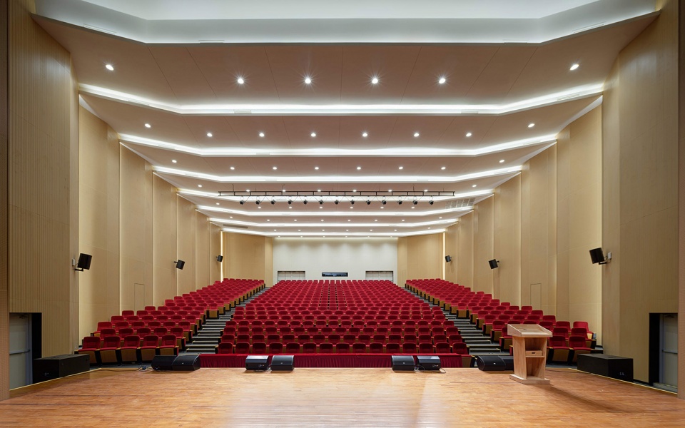 Design of Shenzhen Longhua Foreign Languages School