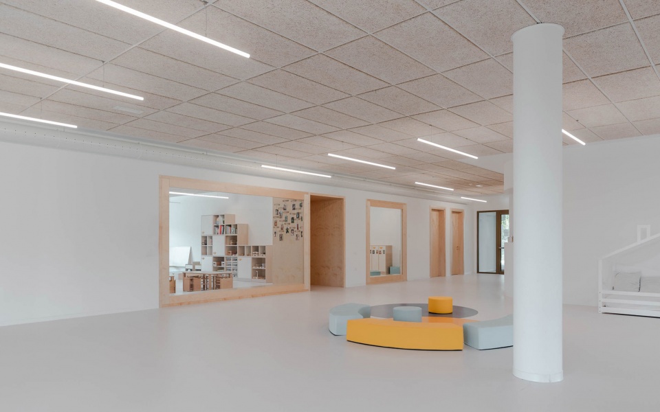 new nursery school in bergamo by studio capitanio architetti