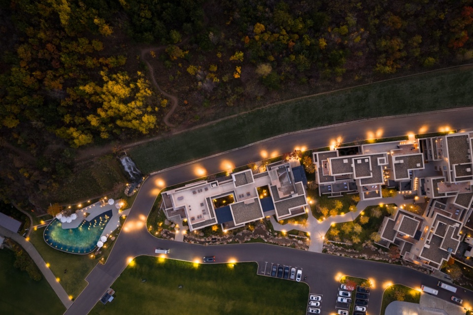 aranya jinshanling hotel cluster by wtd